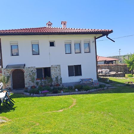 Elefterova Kashta Hotel Arbanasi Exterior photo